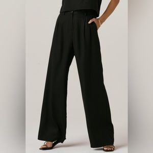 VETTA Wide Leg Trouser